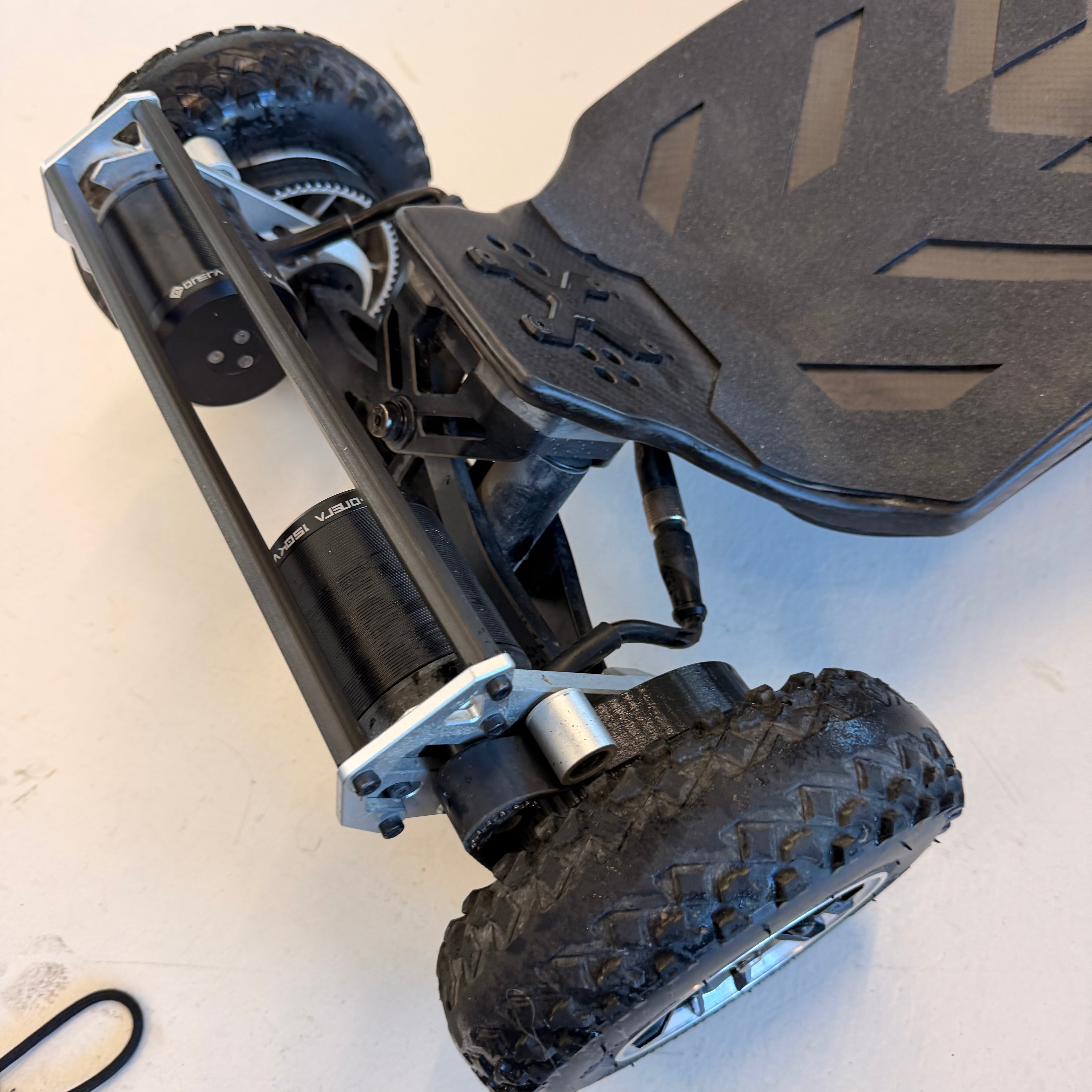 USED VELAR 2.0 Belt Drive – Store Demo | Only 176 km