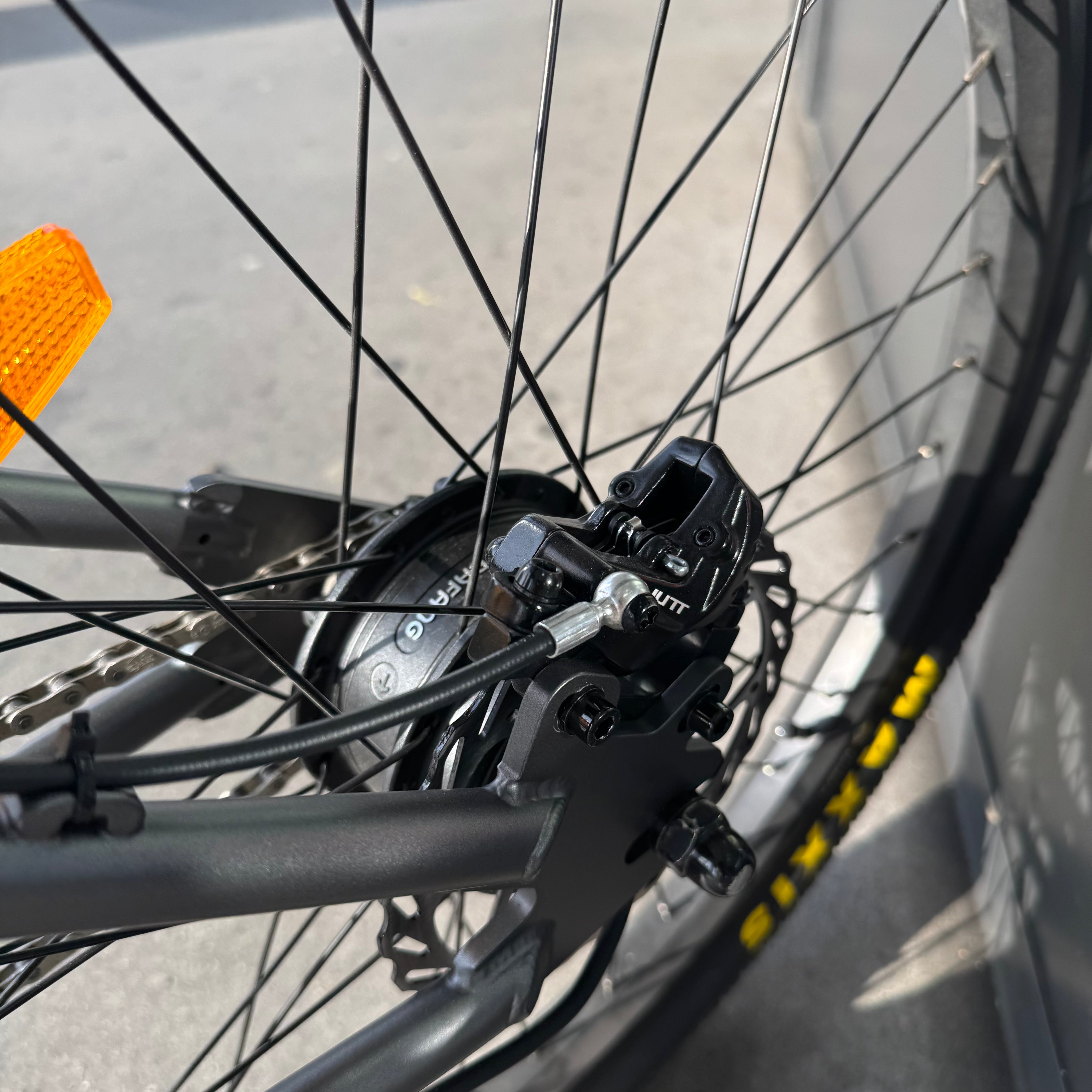 Used VANDAL Electric Bike demo unit – like new condition with 200km, no scratches, full 2-year warranty included.