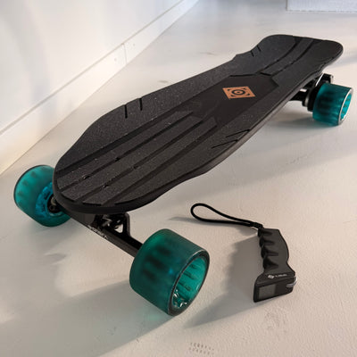CHALLENGER 2.0 Flagship Store Demo – 25km – Like New with Full 2-Year Warranty